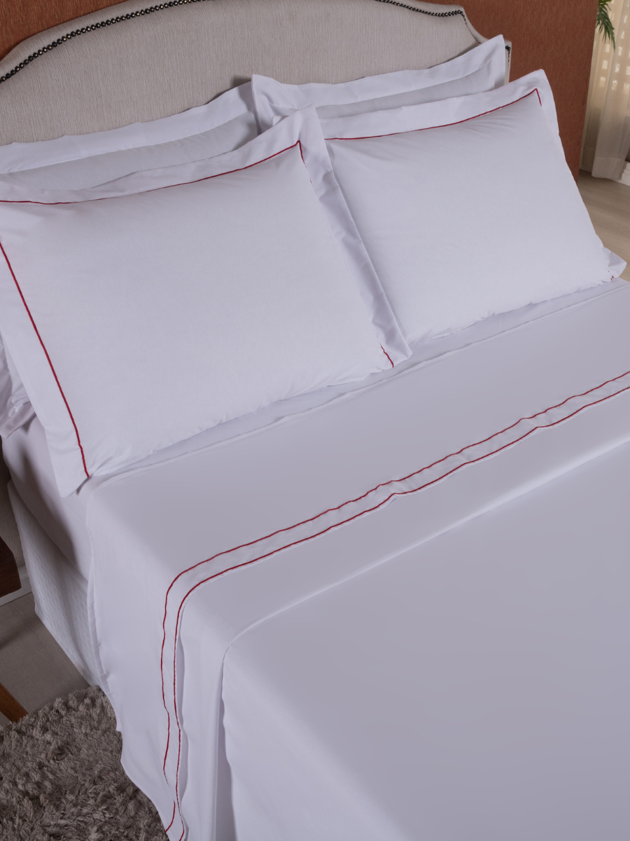 Jogo de Cama Queen 4 pecas 180 Fios com Detalhe no SOUTACHE.